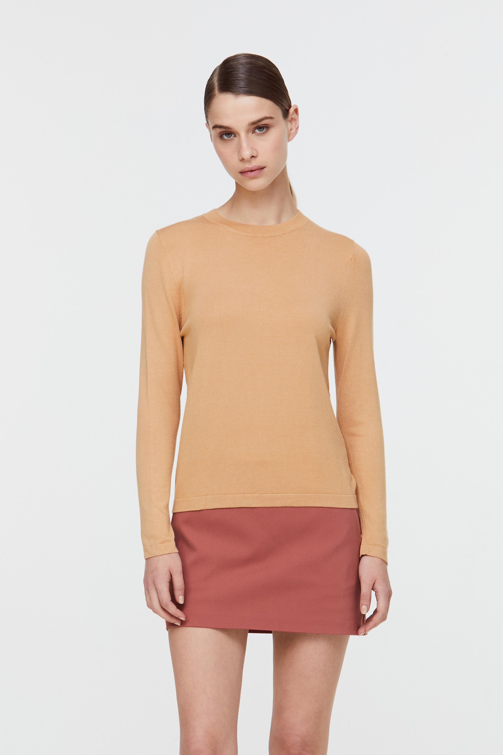 iORA Crew Sweater|,|