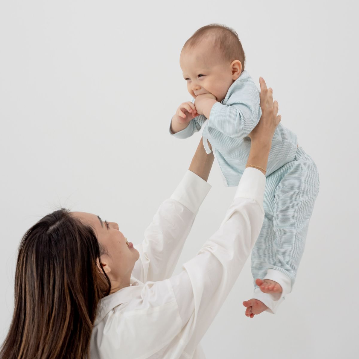 Le Petit Society Baby Organic Leggings in Blue Stripes|,|